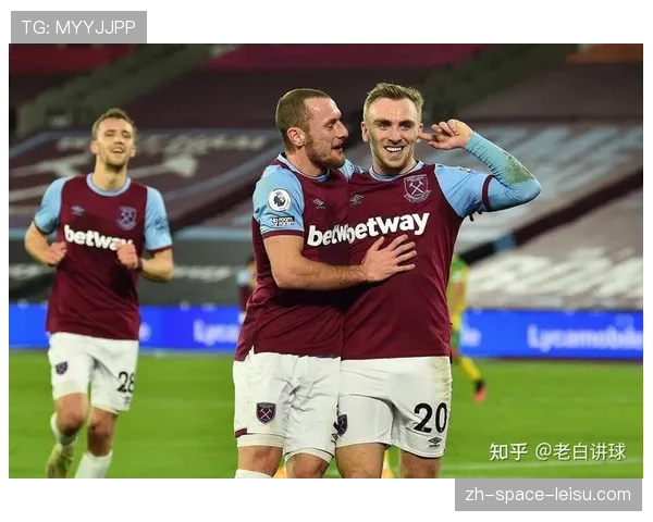 英超名宿走进校园开展足球讲座，激发青少年运动热情